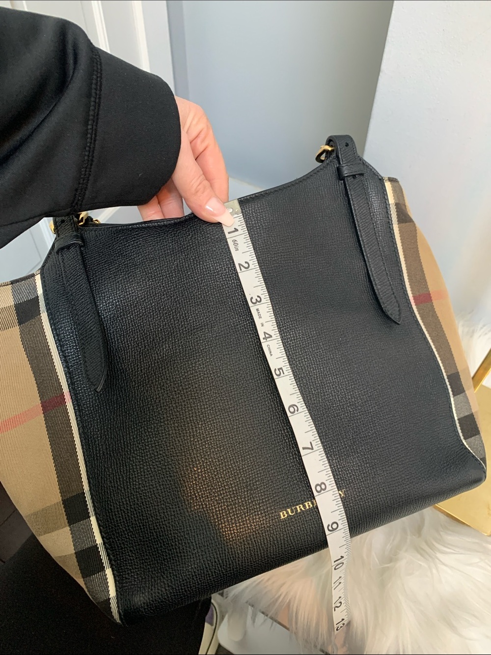 Authentic Burberry Canterbury Tote black leather, check sides - Picture 13 of 16
